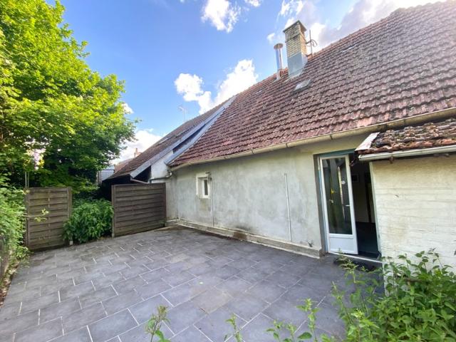 Maison à vendre 7 pièces proche de DAMPIERRE LES BOIS 25