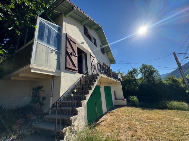Maison à vendre 7 pièces VEYNES 05