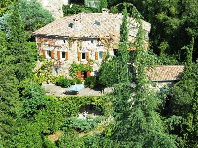 Maison À Vendre 407m² Joyeuse