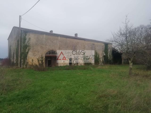 Maison à rénover d'une surface de 430m²