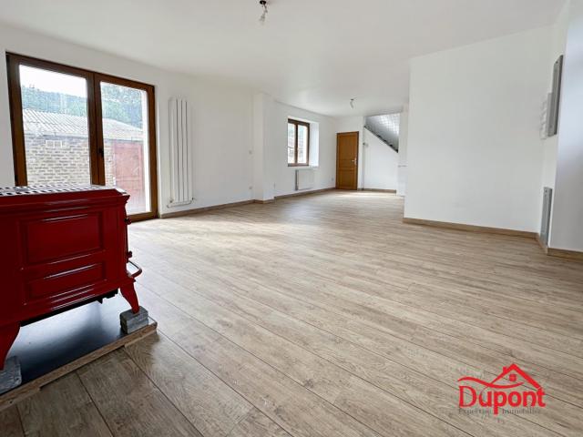 À vendre maison 3 chambres, jardin et terrain constructible à