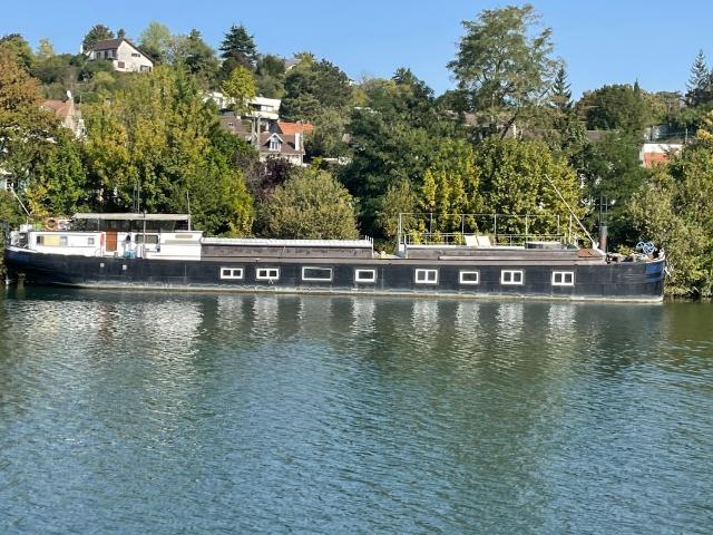 Péniche 4 pièces
