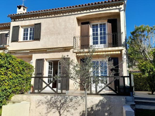 Maison 156 m2 Villeneuve Loubet