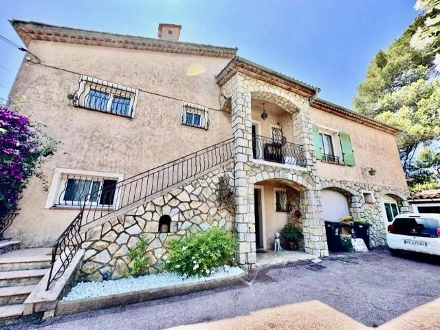 Villa à Mougins