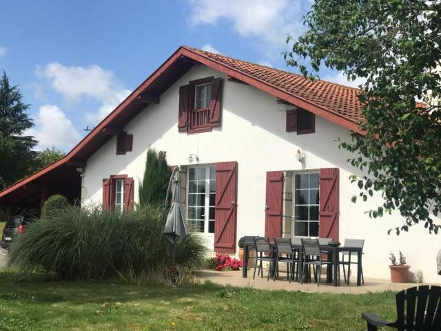 Maison landaise 5 chambres avec T2 neuf et piscine