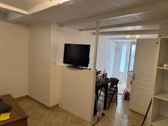 Maison de village composée de 2 appartements à Vias
