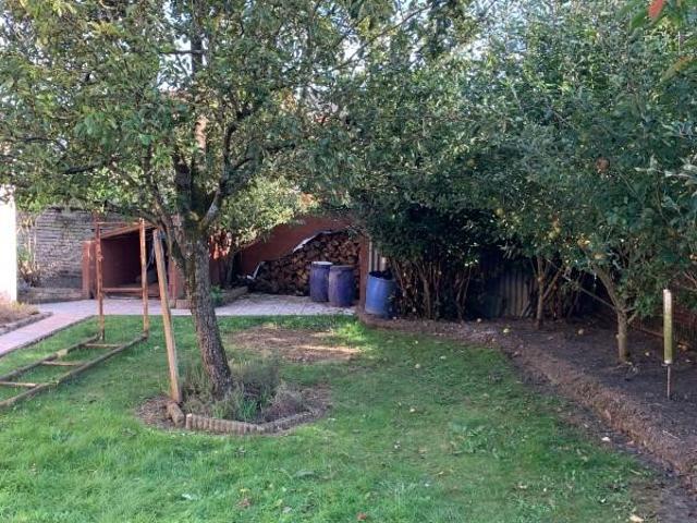 Pavillon individuel sur sous sol complet garage 3 voitures
