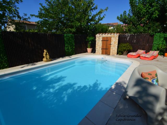Maison à vendre 4 pièces LANCON PROVENCE 13 avec jardin et piscine