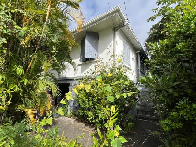 Maison à vendre 4 pièces SAINT DENIS 974
