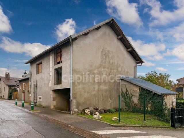 Maison à vendre 4 pièces PERON 01