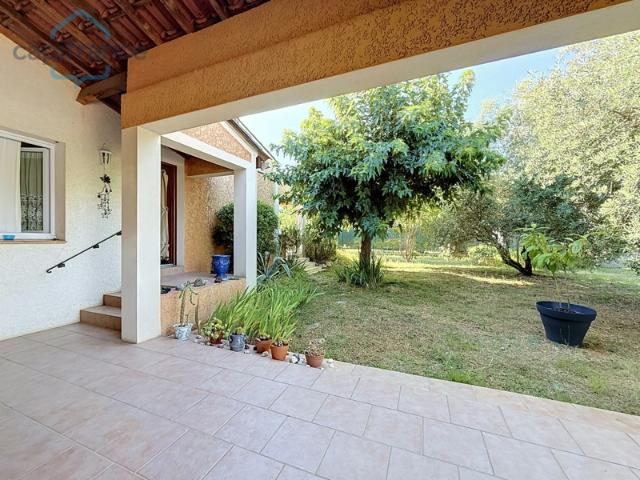 Maison à vendre 4 pièces plain pied TORNAC 30