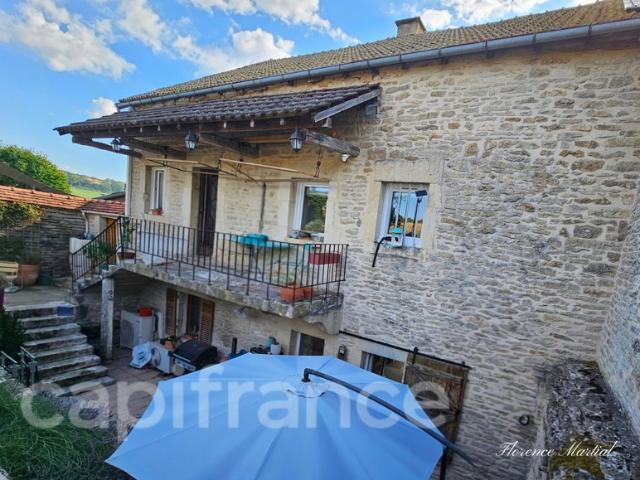 Maison à vendre 4 pièces proche de Dijon. Un jardin au calme, face à la campagne. SAINT SEINE L'ABBAYE 21