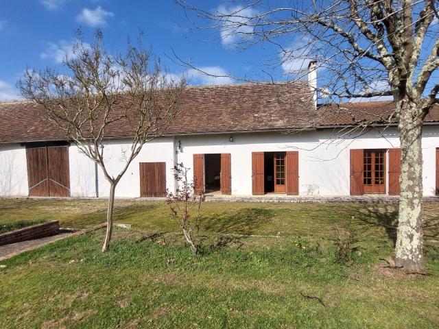 Magnifique corps de ferme à Montpon Menesterol