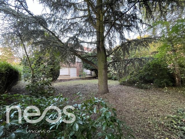 Maison semi mitoyenne sur une parcelle de 481 m2