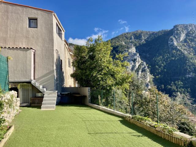 Maison de Village à Peille sur 3 Niveaux
