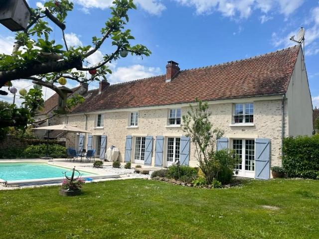 MAISON 204M² 6KM DE COULOMMIERS