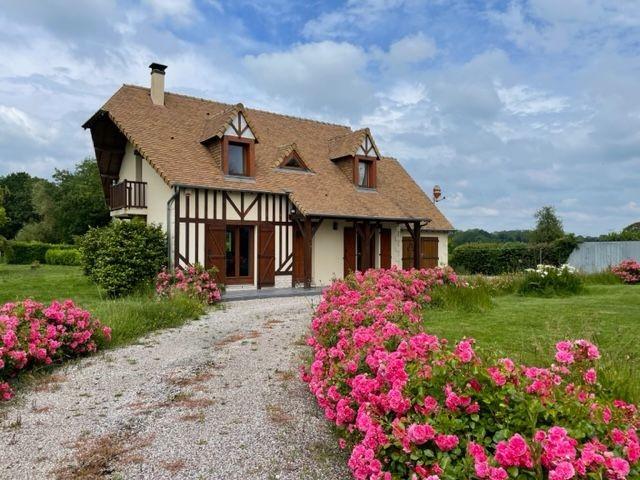 Proche de BONNEBOSCQ et CAMBREMER BELLE MAISON DE 2005 avec vie