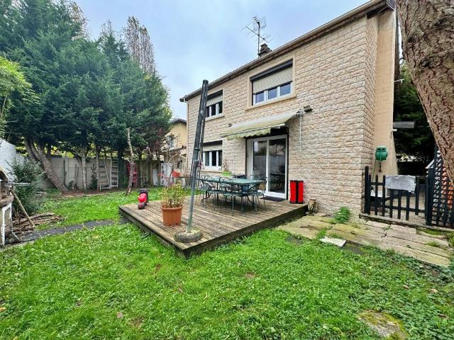 Montfermeil Franceville F5 de 83 m²