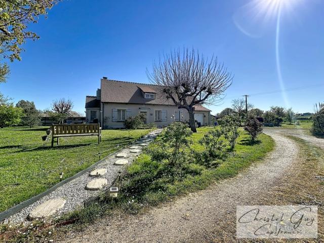 Maison à vendre 5 pièces, 135 m², garage, 3 chambres, 2626 m² de terrain MAYET 72