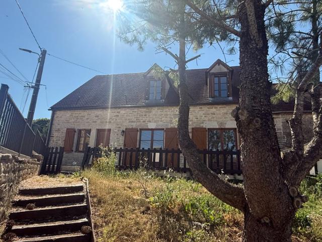 Maison à vendre 5 pièces à 8 km de VENAREY LES LAUMES 12 km de MONTBARD