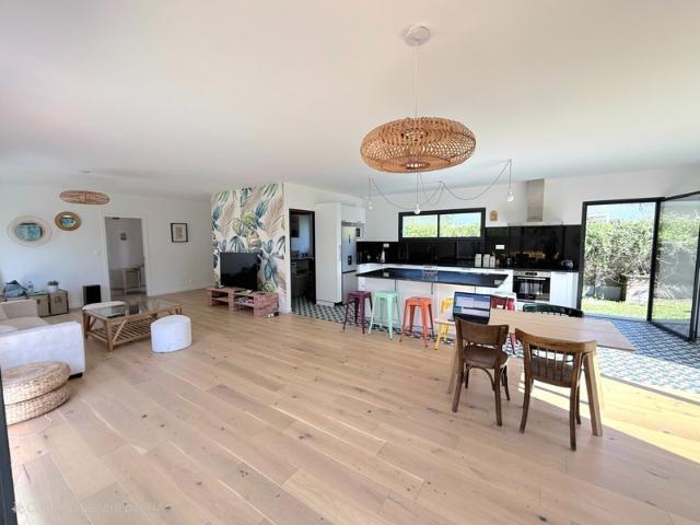 Maison à vendre 5 pièces ANDERNOS LES BAINS 33 3Ch autoconsommations secteur calme ss vis à vis 600m² de terrain