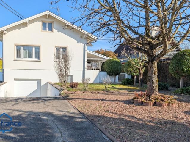 Maison à vendre 5 pièces BLOTZHEIM 68, maison d'habitation, avec chalet, cuisine d'été et piscine, sur une parcelle de 11 ares