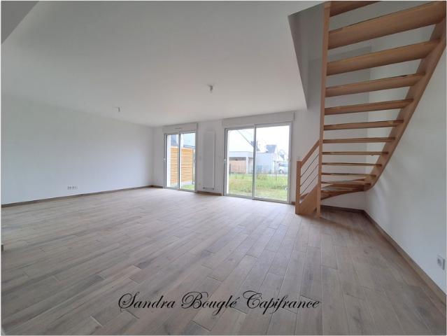 Maison à vendre 5 pièces LAVAL 53