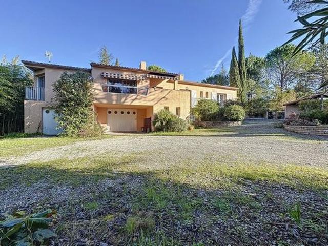 Maison à vendre 5 pièces 34 sur terrain de 2400m2