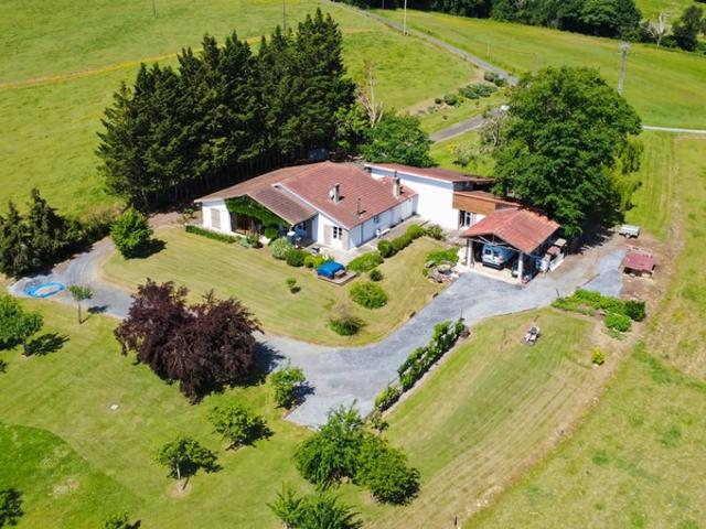 Maison à vendre 5 pièces MARGOUET MEYMES 32
