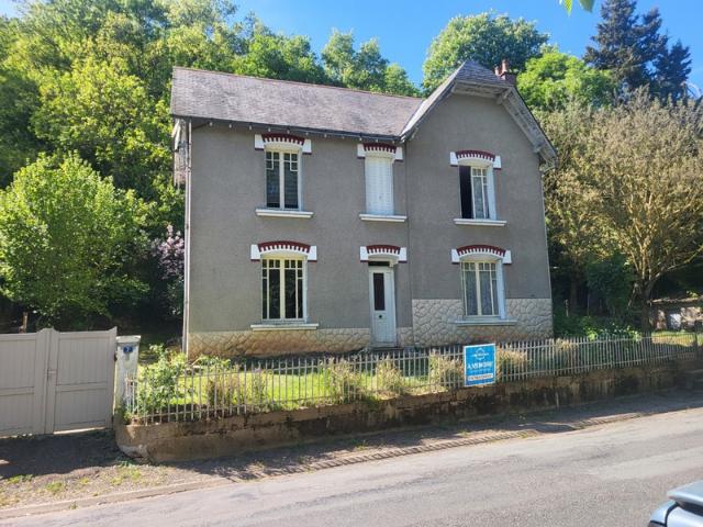 Maison à vendre 5 pièces SAINT LOUP LAMAIRE 79 Terrain 3138 m²