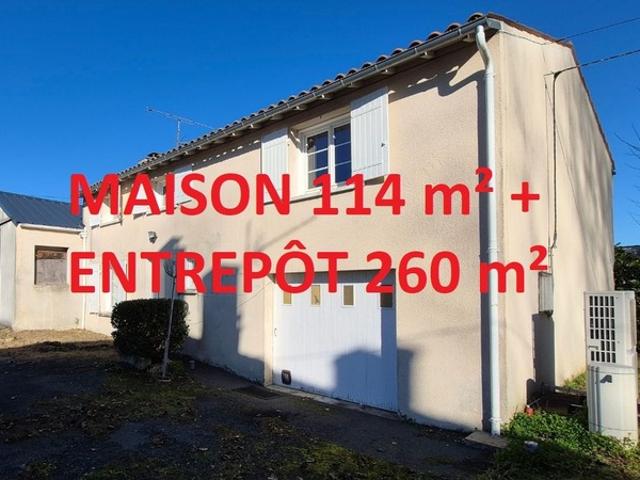 Maison à vendre 5 pièces SAINT SAVINIEN 17
