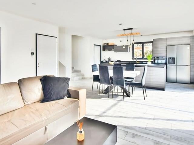 Maison à vendre 5 pièces PONT DE CHERUY 38