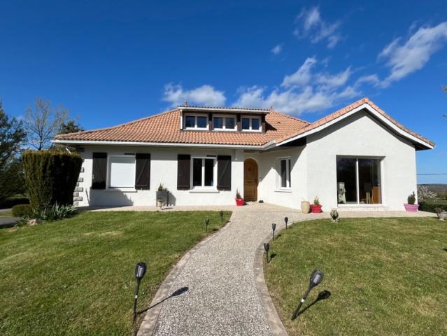 Maison à vendre 5 pièces proche de BRESSUIRE