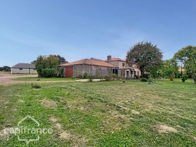 Maison à vendre 5 pièces RIGNÉ de MAUZE THOUARSAIS 79