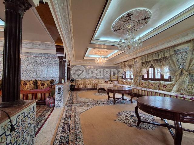 Maison à vendre 626 m², 7 chambres Sidi Maarouf Casablanca