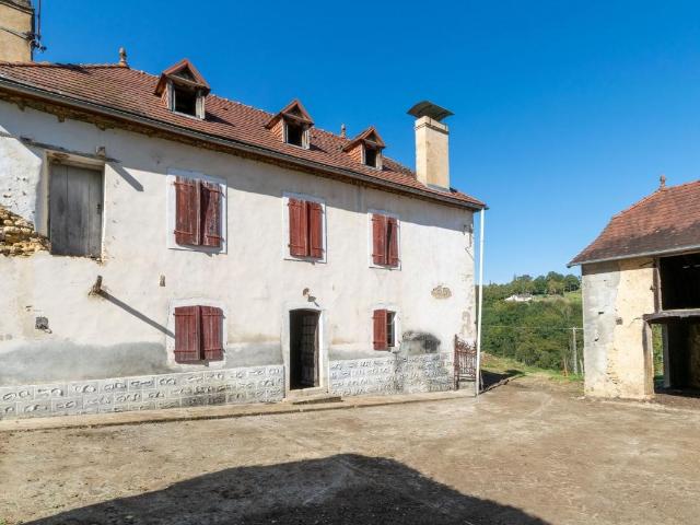 Corps de ferme sur 11 hectares de terrain