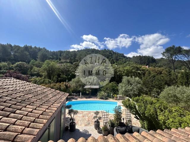 MAISON T4 149 M² sur 2500 m² de terrain