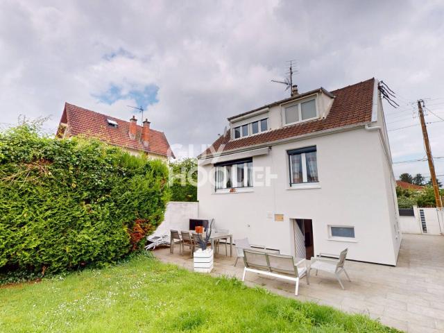 VENTE: maison de 5 pièces 83 m² à MONTIGNY LES CORMEILLES