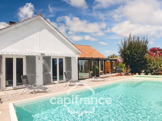 Maison à vendre 6 pièces 142 m² LALINDE 24 Terrain 1933 m²