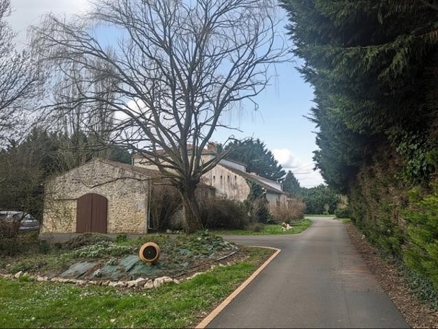 Maison à vendre 6 pièces CABARIOT 17