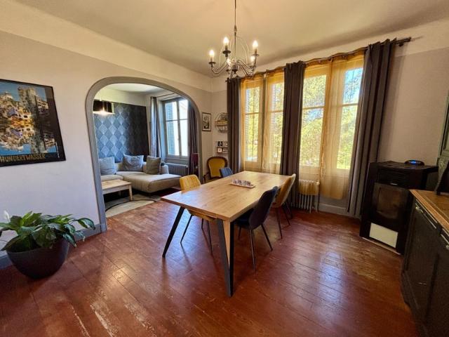 Maison à vendre 6 pièces centre ville de PUY GUILLAUME 63