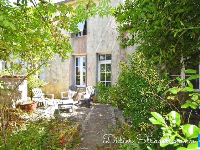 Maison à vendre 6 pièces CIRE D'AUNIS 17