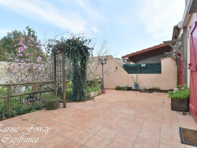 Maison à vendre 6 pièces avec jardin et garage BEZIERS 34