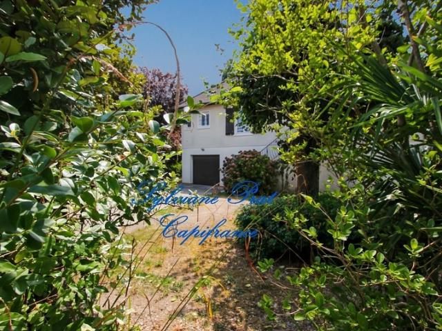 Maison à vendre 6 pièces LONS 64 de 141 m² sur 1014 m² de Terrain