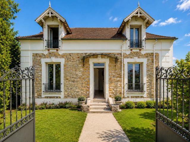 À vendre, maison de charme à 25 minutes de Paris, 6 pièces LE MEE SUR SEINE VILLAGE 77