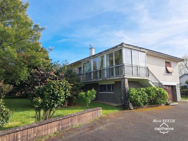 Maison à vendre 6 pièces MELLE 79