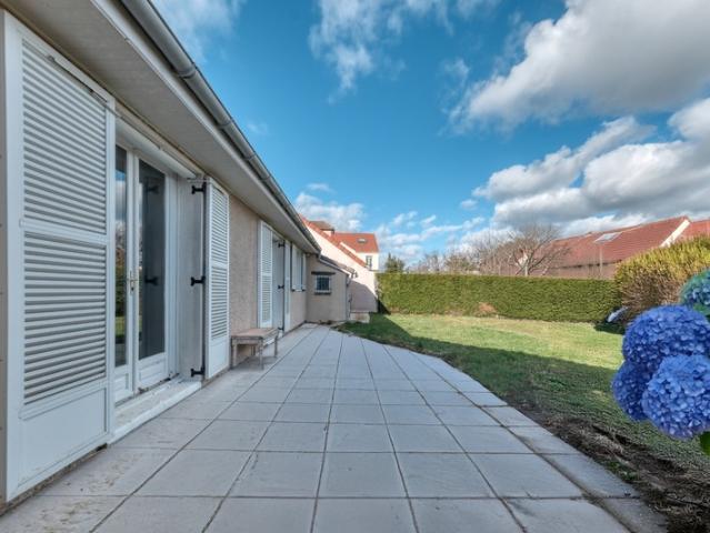 Maison à vendre 6 pièces SAINT GERMAIN DE LA GRANGE 78