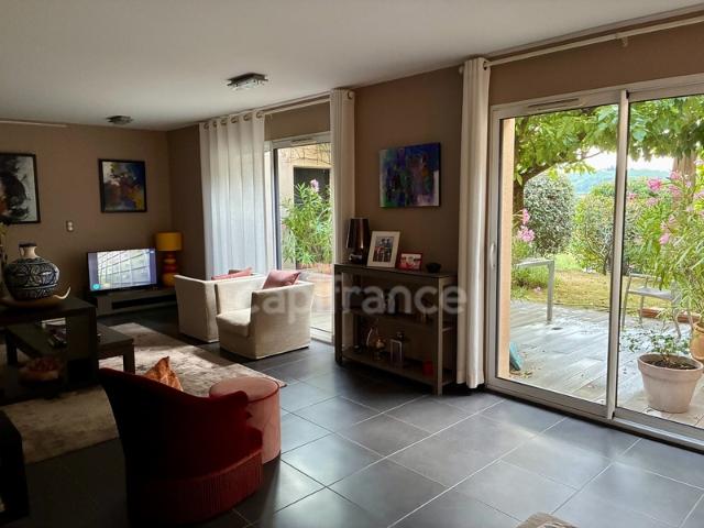 Maison 6 pièces à vendre 6 à SAINT PIERRE LA PALUD