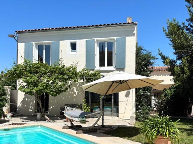 Maison à vendre 6 pièces, piscine, garage
