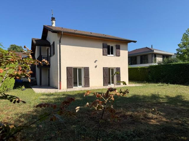 Maison à vendre 6 pièces PREVESSIN MOENS 01 152m² Prévessin Moëns